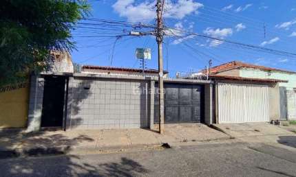 Casa Residencial à venda, no bairro Mafua, Teresina/PI
