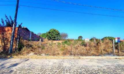 Terreno à venda na Rua Doutor Omar Rocha, Vale Quem Tem, Teresina