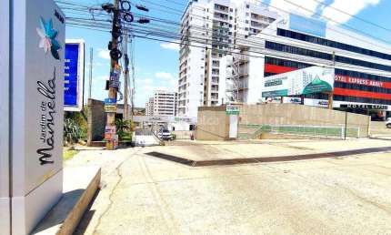 Apartamento à Venda no Condomínio Jardim de Manuella