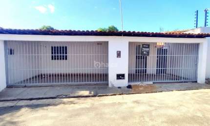 Casa Residencial à venda, no bairro Aeroporto, Teresina/PI
