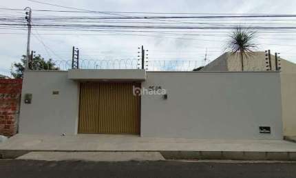 Casa Residencial à venda, no bairro Horto, Teresina/PI