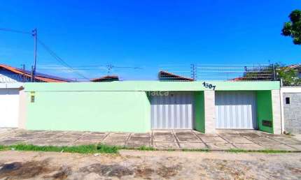 Casa Residencial à venda, no bairro Morada do Sol, Teresina/PI