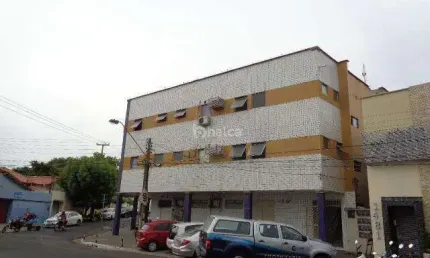 Prédio à venda na Avenida José dos Santos e Silva, Centro, Teresina