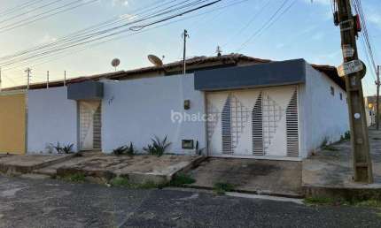 Casa Residencial à venda, no bairro Acarape, Teresina/PI