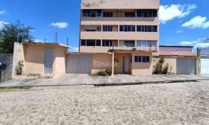 Apartamento à venda, Condomínio Francisco De Assis no bairro São Cristóvão, Teresina/PI