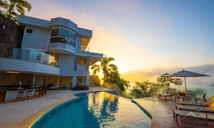 Mansão de Luxo com Vista Mar em Condomínio Fechado Ubatuba Litoral Norte