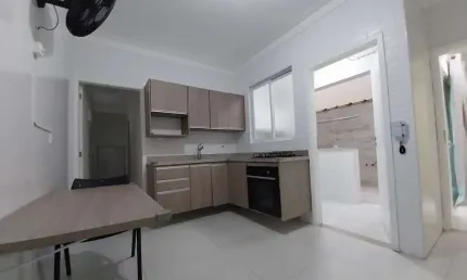 Casa 2 dormitórios para locação em santos, embaré, 2 dormitórios, 2 suítes, 3 banheiros, 2 vagas