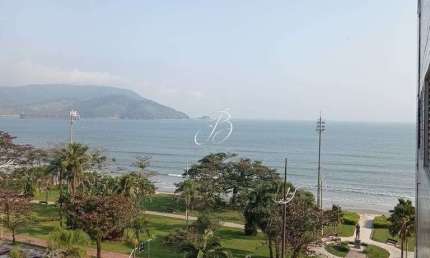 Apartamento de 02 dormitórios com vista para o mar a venda no Embaré-Santos