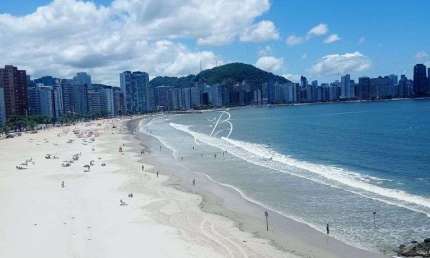Apartamento de 2 dormitórios com vista panorâmica para o mar em São Vicente