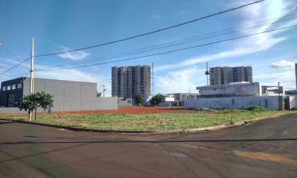 Terreno Comercial de Esquina - Loteamento Verde Vida - Oportunidade Única!