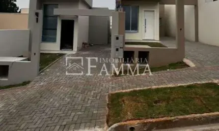Casa à venda na Rua Oladir Valentin Desconsi, 41, Fraron, Pato Branco