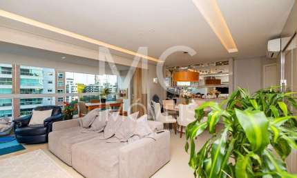 Apartamento com 128.0 m², à venda no bairro Campo Comprido.