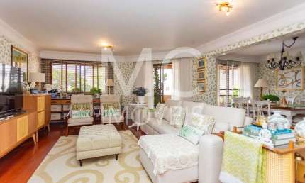 Excelente Apartamento com 180.0 m², à venda no bairro Água Verde.