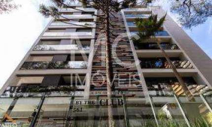Apartamento com 229.0 m², à venda no bairro Água Verde.