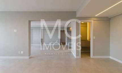 Apartamento de RETROFIT com 138 m², 3 quartos sendo 1 suíte à venda no bairro Alto da Glória.