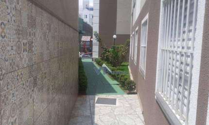 Apartamento com 3 dormitórios à venda, 56 m² por R$ 250.000,00 - Parque Taboão - Taboão da Serra/SP