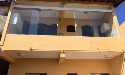 Sobrado com 2 dormitórios à venda, 273 m² por R$ 700.000,00 - Núcleo Residencial Isabela - Taboão da Serra/SP