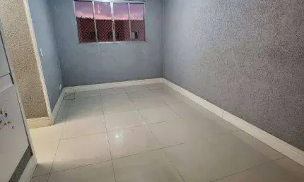 Apartamento com 2 dormitórios à venda, 48 m² por R$ 230.000,00 - Parque Pinheiros - Taboão da Serra/SP