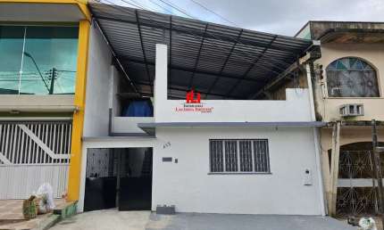 Casa para Venda em Manaus, Alvorada, 3 dormitórios, 1 banheiro, 1 vaga