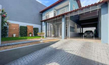 Casa para Venda em Manaus, Flores, 4 dormitórios, 1 suíte, 2 banheiros, 3 vagas