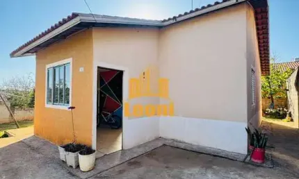 Casa de esquina com terreno de 300 m2 com preço de ocasião