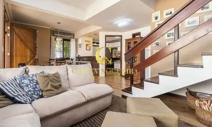 Casa em Condomínio com 2 quartos e 110m² à venda em Teresópolis, Porto Alegre.
