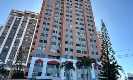 Excelente apartamento todo reformado e projetado na região do cambeba ( região em alta )