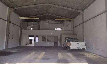 Galpão para Locação em Sorocaba, Jardim Simus, 2 banheiros, 9 vagas