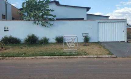 Casa com 4 quartos à venda no Jardim Campo Verde, Campo Verde 