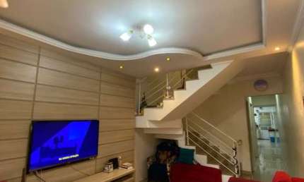 Sobrado à Venda – 3 Dormitórios (1 Suíte) – 240 m² – Região : Zona Leste