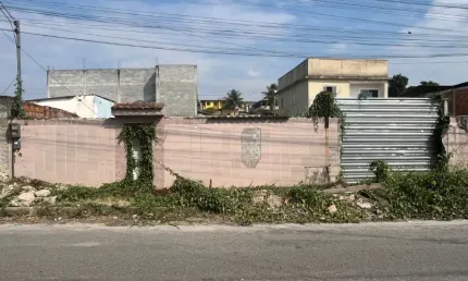 Terreno à venda na Rua Batista de Lacerda, 235, Saracuruna, Duque de Caxias