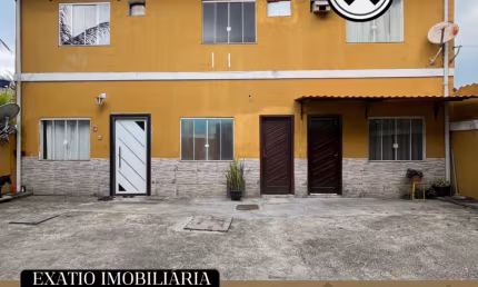 Casa com 2 quartos à venda na Rua Ibituruna, Saracuruna, Duque de Caxias