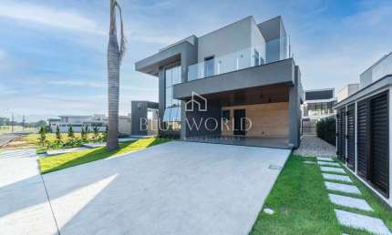Casa em condomínio fechado com 4 quartos à venda no Cedro, Camboriú , 270 m2 por R$ 3.990.000
