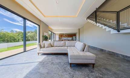 Casa em condomínio fechado com 3 quartos à venda na Rua úrsula Ercole Cumim, 3252, Centro, Campo Magro, 340 m2 por R$ 2.499.900