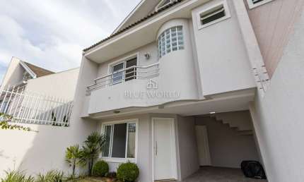 Casa com 3 quartos à venda na Rua Maria Luiza Bazzani Natal, Uberaba, Curitiba, 165 m2 por R$ 699.000