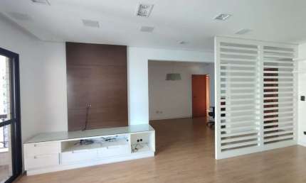 Confortável apartamento tipo para venda com 3 quartos, sendo 2 suítes, 129m²
