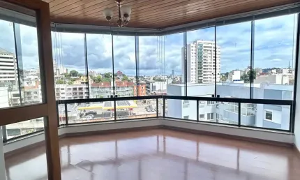 Cobertura Duplex bem localizada, com linda vista e  excelente posição solar, próximo a área central - Caxias do Sul / RS
