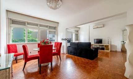 Apartamento com 140m² e 3 Dormitórios no Coração do Bairro