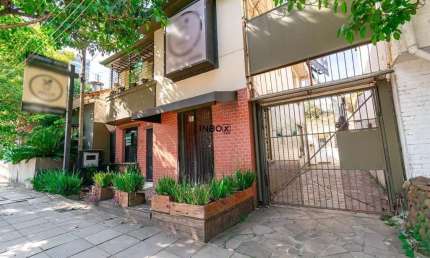 Locação Comercial na Carlos Gomes - 170m², 2 Andares e 2 Vagas