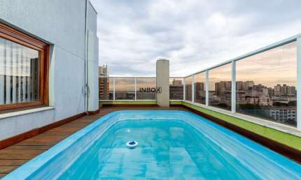 Cobertura 262 m², 4 Dormitórios e 2 Vagas no Coração do Menino Deus