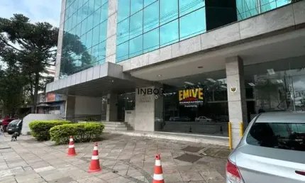 INBOX CIA IMOBILIÁRIA ALUGA SALA COM 100M² NO ED. AUSTIN CARLOS GOMES NA CIDADE DE PORTO ALEGRE