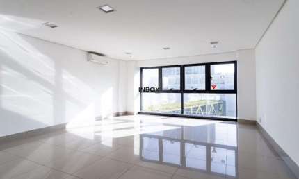 INBOX CIA IMOBILIÁRIA VENDE sala comercial de 47,00 m² no Walk Offices Praia de Belas, bairro Praia de Belas, Porto Alegre/RS.