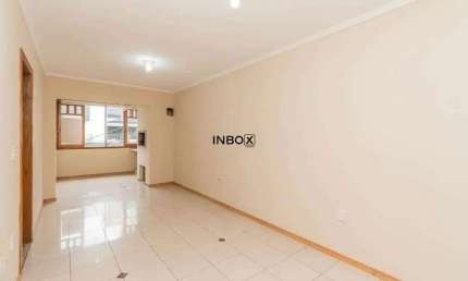 Ótimo apartamento semi mobiliado com 75m² privativos, 02 dormitórios, 01 vaga no Petrópolis, ao lado da Praça da Encol em POA.