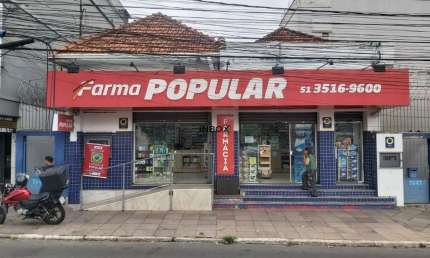 INBOX CIA IMOBILIARIA VENDE e ALUGA Prédio Comercial constituído com duas casas, 540 m², no coração do bairro Petrópolis.