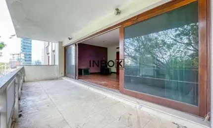 Apartamento com 257m² e 3 dormitórios no bairro Auxiliadora em Porto Alegre para Comprar ou Alugar