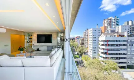 Apartamento com 3 Quartos e 3 Suítes com 170m² no bairro Petrópolis