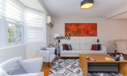 Casa no Condomínio British House de 219 m² e 3 dormitórios, no bairro Três Figueiras, Porto Alegre/RS