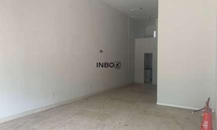Prédio à venda com 1 loja, 3 escritórios, no bairro Petrópolis, Porto Alegre/RS