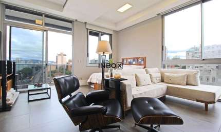 Apartamento à venda com 61m2 privativos, 01 dormitório, 2 vagas, na Eça de Quiroz 96, bairro Petrópolis, Porto Alegre - RS