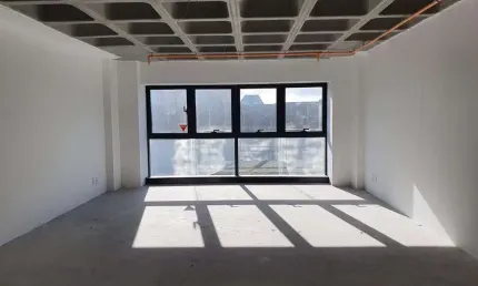 Ótima sala para venda no walk praia de belas, porto alegre/rs